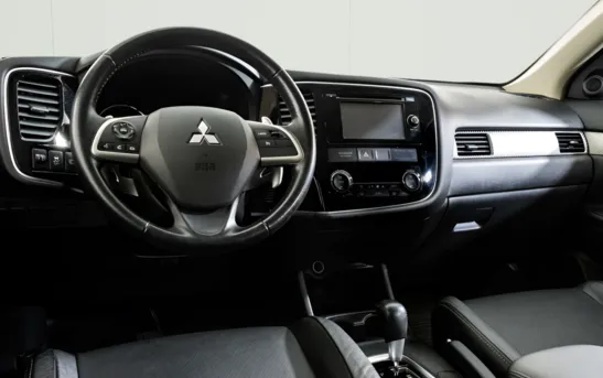 Mitsubishi Outlander 2.00 вариатор, фото №1