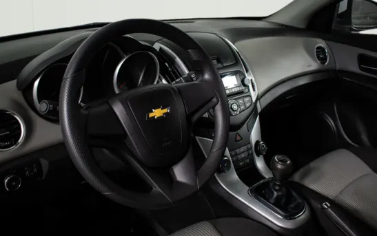 Chevrolet Cruze 1.60 механика, фото №1