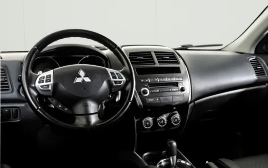 Mitsubishi ASX 1.80 вариатор, фото №1