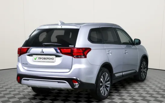 Mitsubishi Outlander 2.00 вариатор, фото №1