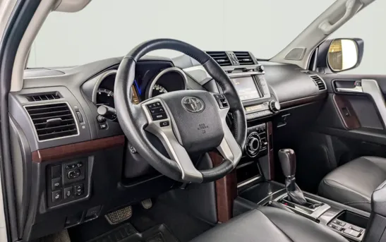 Toyota Land Cruiser Prado 2.80 автоматическая, фото №1