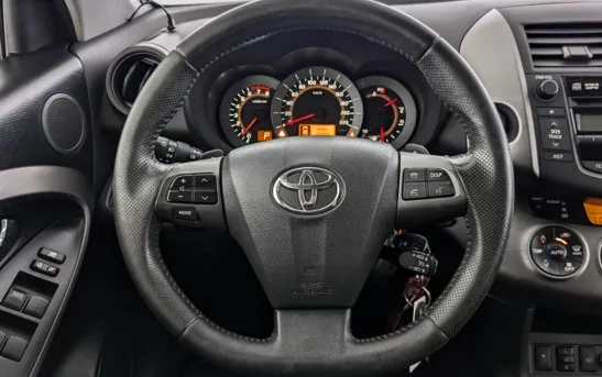 Toyota RAV4 2.00 вариатор, фото №1