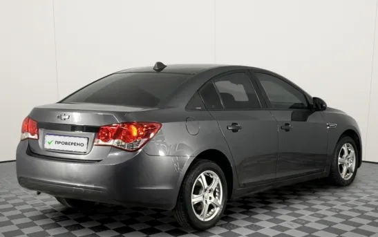 Chevrolet Cruze 1.60 механика, фото №1