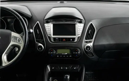 Hyundai ix35 2.00 автоматическая, фото №1