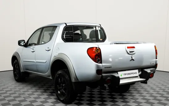 Mitsubishi L200 2.50 механика, фото №1