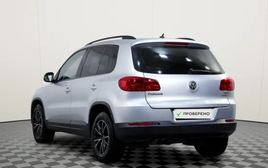 Volkswagen Tiguan 1.40 механика, фото №1