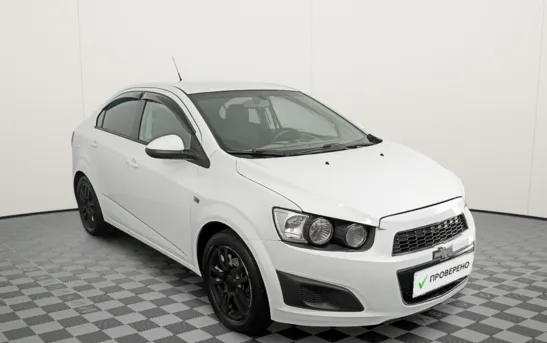 Chevrolet Aveo 1.60 автоматическая, фото №1