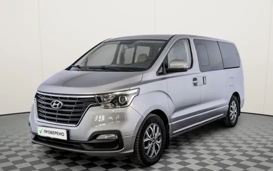 Hyundai H-1 2.50 автоматическая, фото №1