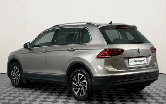 Volkswagen Tiguan 2.00 робот, фото №1