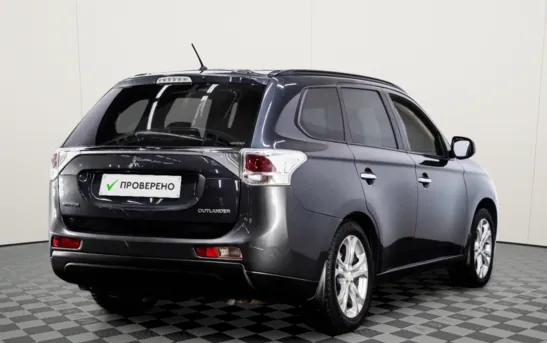 Mitsubishi Outlander 2.40 вариатор, фото №1