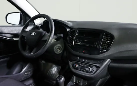 Lada (ВАЗ) Vesta 1.60 механика, фото №1